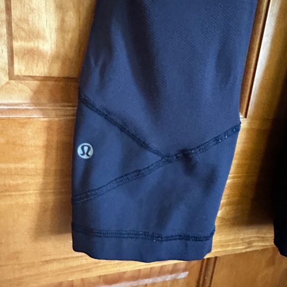 Lululemon Pace Rival Crop *Full-On Luxtreme 22" - Picture 8 of 16